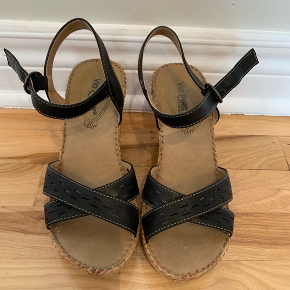 Via Pinky Collection Platform Heels - Picture 12 of 12